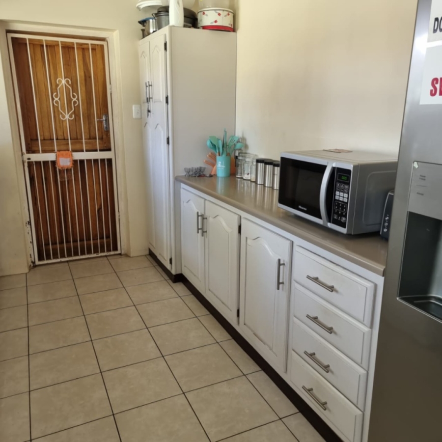 6 Bedroom Property for Sale in Parys Free State